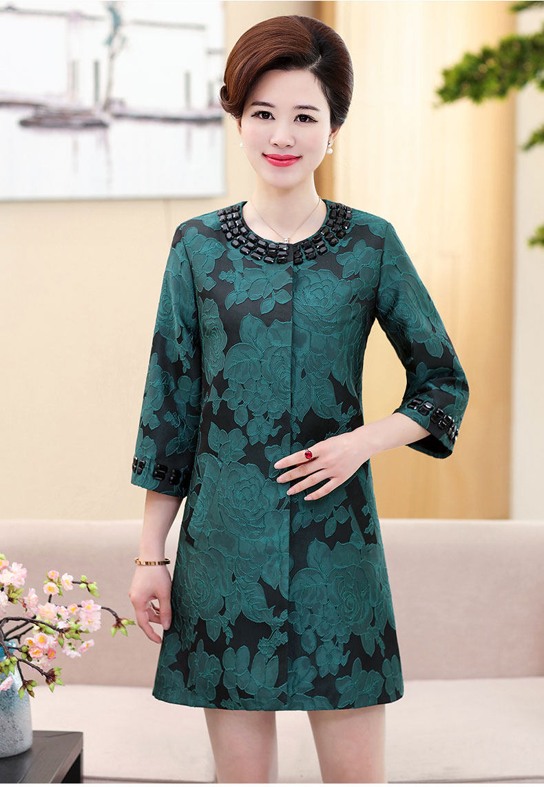 妈妈装春装外套女40-50岁2017新款中老年春秋薄款风衣中年女装潮