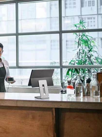 American Kensington Surface Pro Selsended Bracket은 Microsoft 컴퓨터 휴대용 안티 도난 방지 디스플레이 태블릿 컴퓨터 스탠드 합금 접이식 인체 공학 조절 가능한 시야 방열판에 적합합니다. American Kensington Surface Pro Selsended Bracket은 Microsoft 컴퓨터 휴대용 안티 도난 방지 디스플레이 태블릿 컴퓨터 스탠드 합금 접이식 인체 공학 조절 가능한 시야 방열판에 적합합니다.