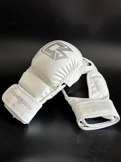 전문 MMA 복싱 장갑 어린이의 두꺼운 권투 피크 파이팅 남성과 여성 Sanda Sandbag 반 손가락 복싱 장갑 성인 전문 MMA 복싱 장갑 어린이의 두꺼운 권투 피크 파이팅 남성과 여성 Sanda Sandbag 반 손가락 복싱 장갑 성인