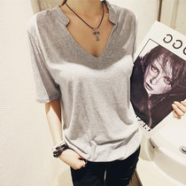 300 pounds of loose and pure color big V - collar T - shirt woman summer Han edition and slim and thin half - sleeve coat