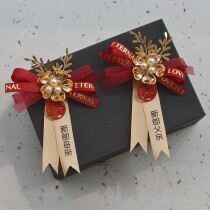 Vertical Chinese wedding bride groom father mother corsage pin clip groomsmen bridesmaid gray wrist flower