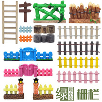 Mini wooden fence Small fence guide sign small road sign arrow moss micro landscape plant fleshy decorative ornaments
