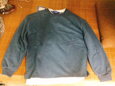 非常好看  可以说是百搭  儿子非常喜欢