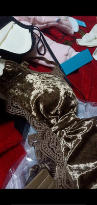 很喜欢 到家就迫不及待的试穿了 效果棒棒哒  闺蜜很喜欢一直问我哪买的 我介绍说这家店铺 闺蜜果断下单