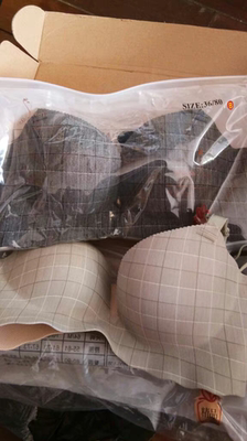 这内衣相当不错,布料很好很亲皮肤,穿上像没有穿一样,不嘞不紧的,是我想要的那种感觉,值得推荐哦! 这内衣相当不错,布料很好很亲皮肤,穿上像没有穿一样,不嘞不紧的,是我想要的那种感觉,值得推荐哦!