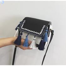 Tassel bag female new shoulder bag students Korean Joker fashion Lady shoulder bag pendant famous family style small square