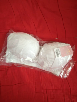 内衣真的超好看的，准备再买一条，而且很好穿超级少女心的呢