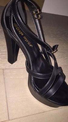 性比价高，穿着很舒服。质量号好