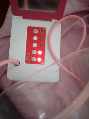 卖家很好，客服贴心，各方面都不错，值得购买，很好的一款产品，美女必备，大家走过路过千万不要错过啦！