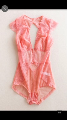 超级满意，太有型了，跟图片一样，好漂亮，面料也好，大爱！