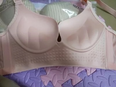 宝贝穿着很舒服    也没有色差    和想象的一样     好评一枚