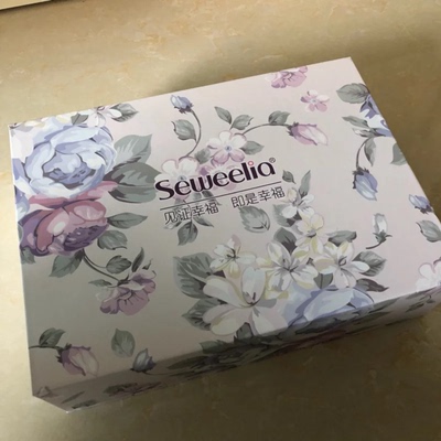 丰胸贴买来送闺蜜结婚用的，包装真的很好啊，相信她一定很喜欢