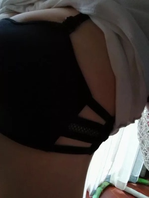 女朋友很喜欢，也满意，聚拢效果超好，性感