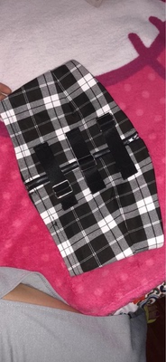 好看呀，有弹力的，料子穿着也很舒服，