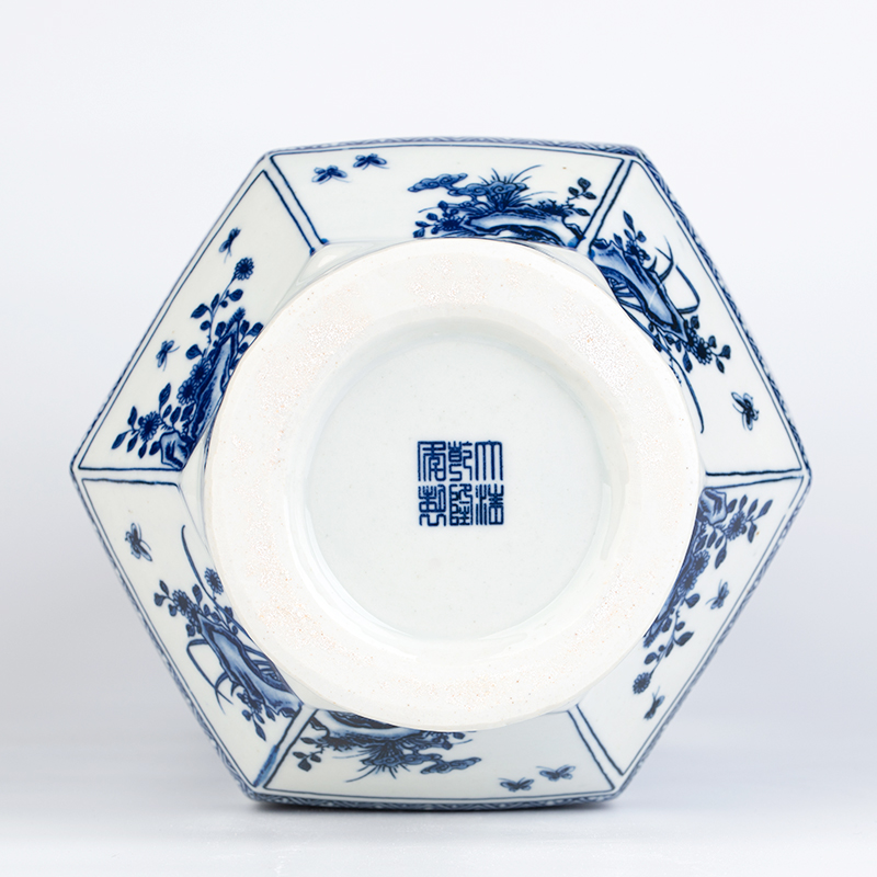 Jingdezhen ceramics six - party furnishing articles TV ark, blue and white vase flower arranging the sitting room porch rich ancient frame soft outfit decoration