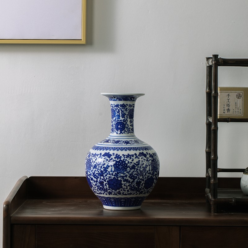 Blue and white porcelain antique vase Chinese style classical flower arranging household soft outfit example room sitting room porch TV ark, furnishing articles