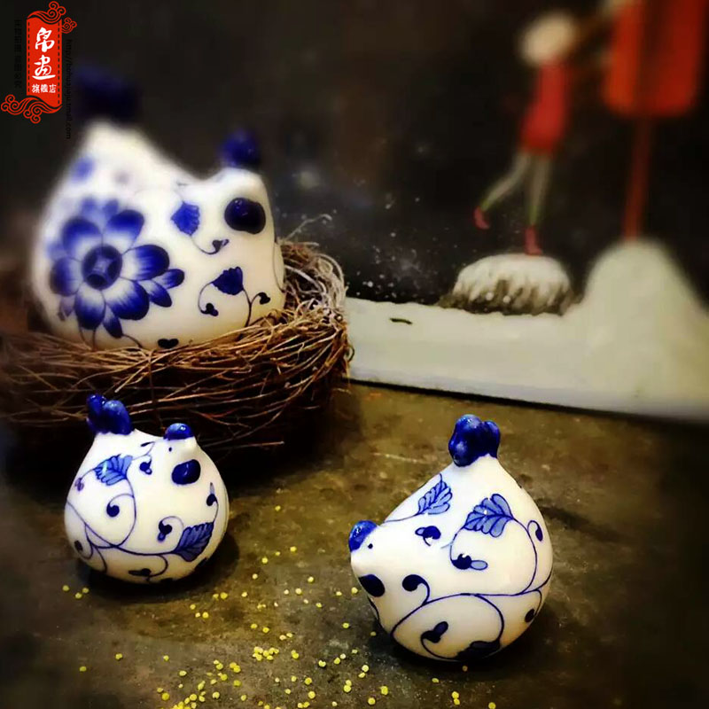 Chinese ceramic decoration process hand - made porcelain of jingdezhen ceramics ceramic chicken classical decorative furnishing articles