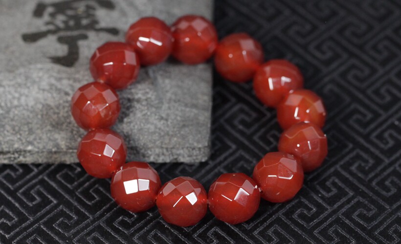 【和玉南红】顶级天然玛瑙 手链 64克