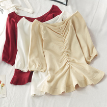 2020 Spring and Autumn New French niche pleated pearl buckle knitted fungus T-shirt women bubble sleeve top female A287
