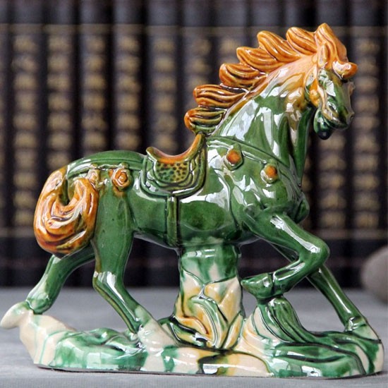 包邮陶瓷马摆件唐三彩红马八骏赤兔马家居礼品工艺品风水转运旺财