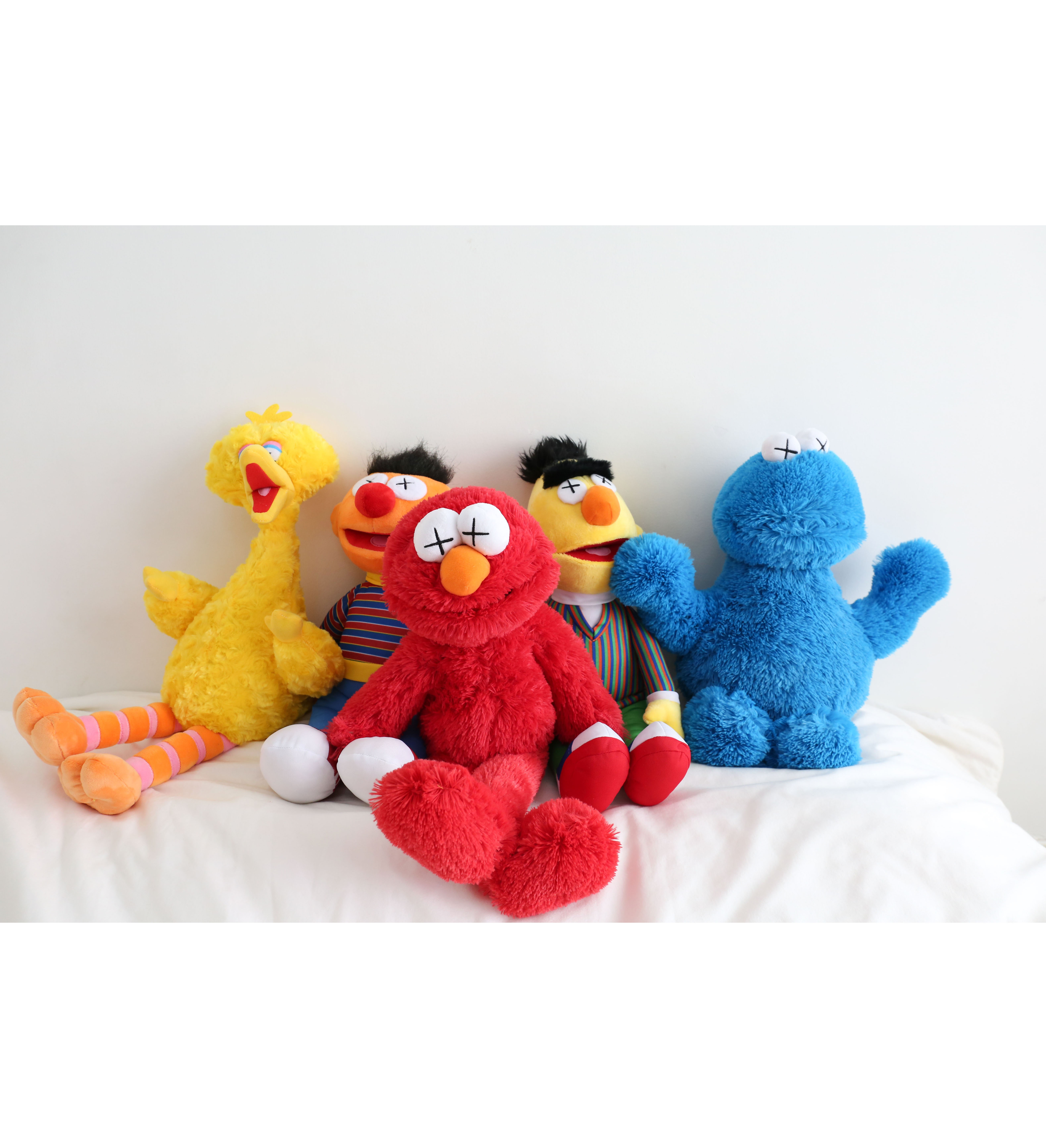 fz丨卡通可爱 kaws x 芝麻街联名毛绒公仔玩偶潮牌明星娃娃礼物