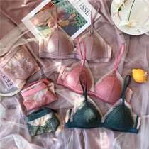 French Retro Lace Sexy Triangle Cup Bra Girls Underwear Big Breast Show Small Thin Section No Steel Ring Bra Set