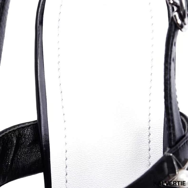 gucci皮帶屬於什麼碼 套腳時尚女黑色皮帶扣金屬裝飾潮流歐美夏季大小碼涼鞋女鞋 gucci皮帶價錢