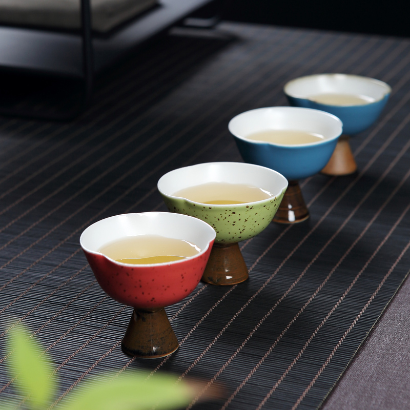 Red the jingdezhen ceramic kung fu tea set home master cup single cup sample tea cup to restore ancient ways small tall foot cup