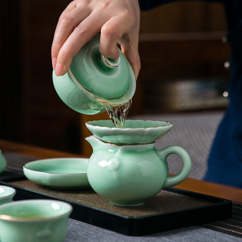 Jingdezhen ceramic film celadon kung fu tea set suit household contracted sitting room of a complete set of paint tureen tea