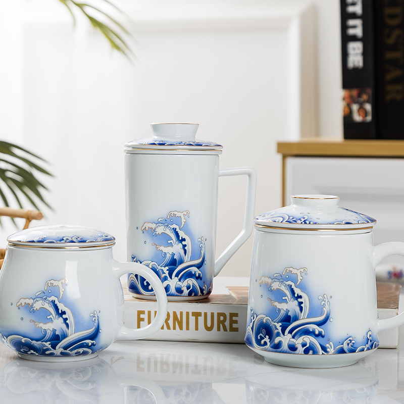 Jingdezhen blue and white porcelain ceramic cups with cover large capacity filter separation office personal tea cups