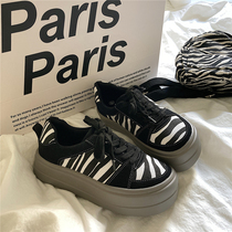 Big-headed Japanese zebra-print canvas shoes female students ins all-match Korean version of the board shoes thick-soled heightened sneakers ins tide
