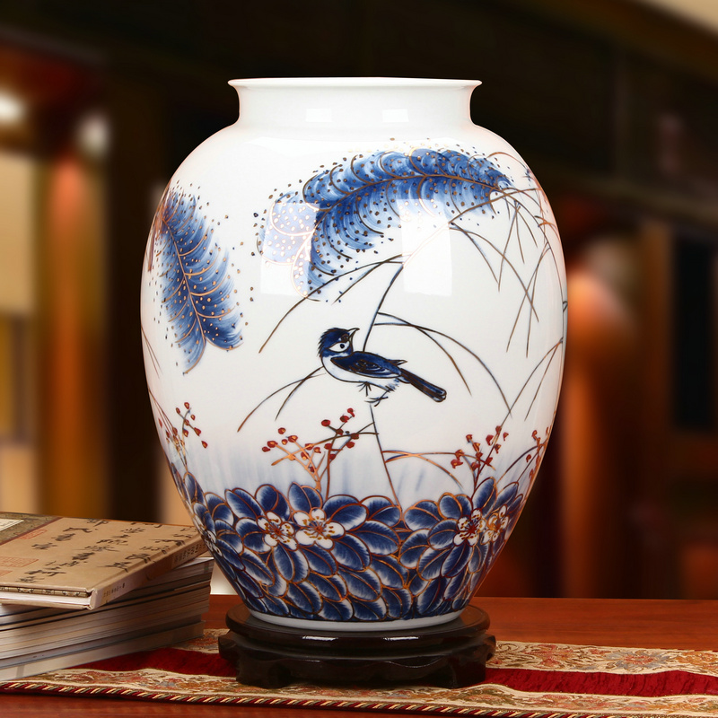 The see colour blue and white porcelain of jingdezhen ceramics high - grade hand - made reed painting of flowers and idea for gourd vases sitting room home furnishing articles