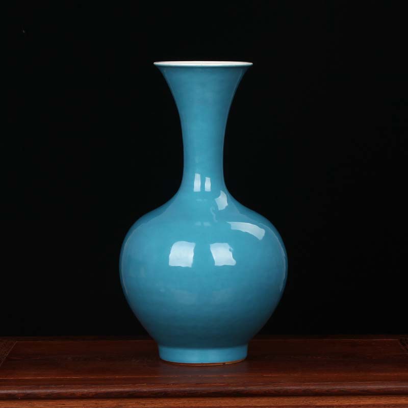 Jingdezhen ceramics porcelain factory factory goods after the founding of the azure glaze vase modern decor collection study furnishing articles