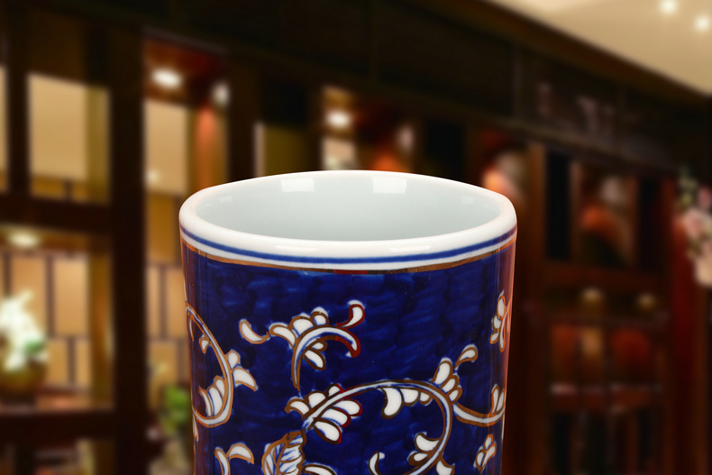The see colour blue and white porcelain of jingdezhen ceramics high - grade hand - made peony vases, Chinese style household decorative furnishing articles