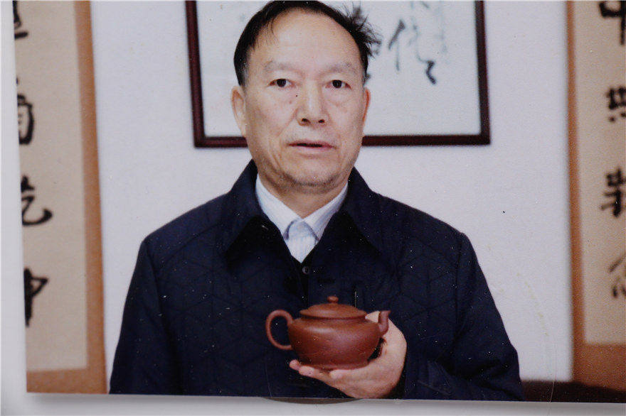 《和亢》国家级高级工艺美术师胡敖君