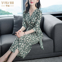 Elegant elegant 2021 autumn dress new dress slim fashion banquet holiday one-piece wrap dress