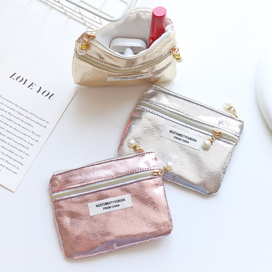 Ins trendy people versatile double-layer coin wallet thin mini headphone lipstick ID card card storage bag internet celebrity bag
Ins trendy people versatile double-layer coin wallet thin mini headphone lipstick ID card card storage bag internet celebrity bag