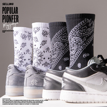 Tide brand black cashew flower ethnic wind socks mens mid-tube socks summer thin cotton stockings womens ins tide long tube