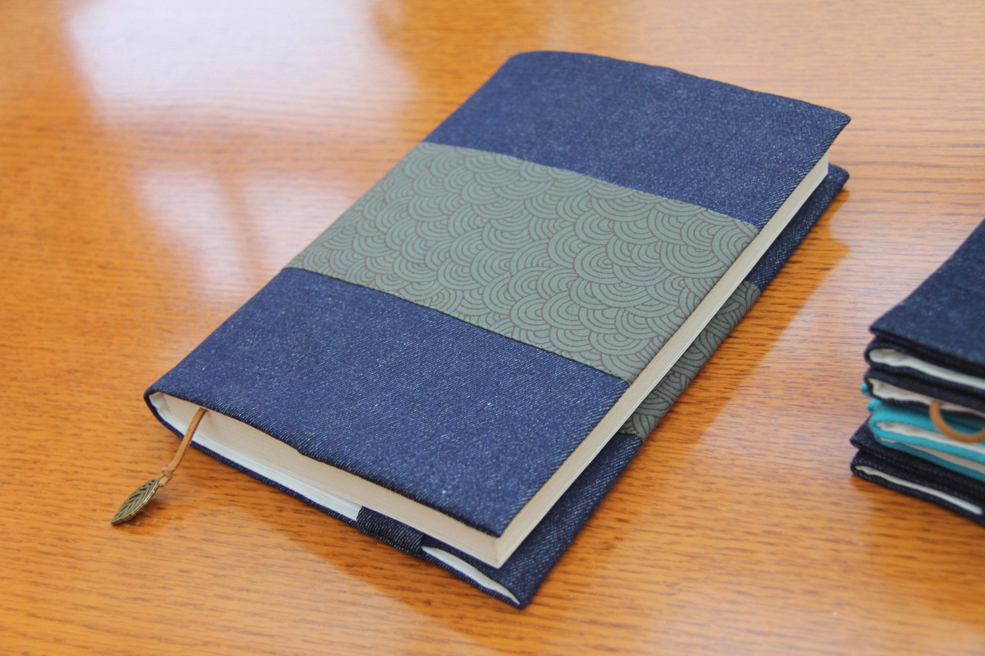 原创设计手工绘画手工制作布艺书衣书套·【祥云】