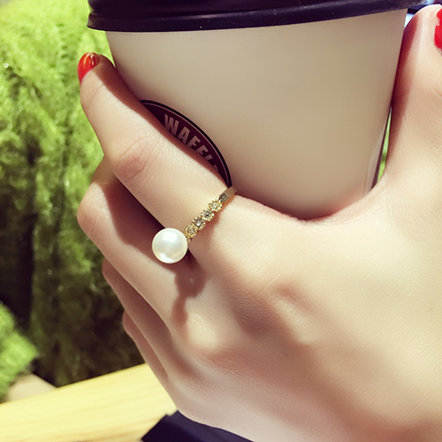 泊碧雅韩版甜美气质戒指个性人造珍珠戒指指环时尚百搭配饰产品展示图2