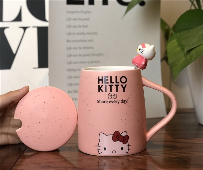 Hello Kitty glass ceramic keller of coffee cup with cover with a spoon, express it in picking CPU to send a ideas