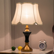 Creative warm ins girl Nordic simple Modern warm Romantic personality Warm light American bedroom bedside lamp