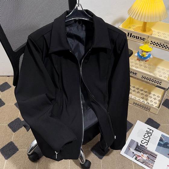 2025 Spring and Autumn American High Street Cleanfit Shoulder Pad Jacket Men's Short Deconstructed Black Zipper Lapel Jacket
2025 Spring and Autumn American High Street Cleanfit Shoulder Pad Jacket Men's Short Deconstructed Black Zipper Lapel Jacket