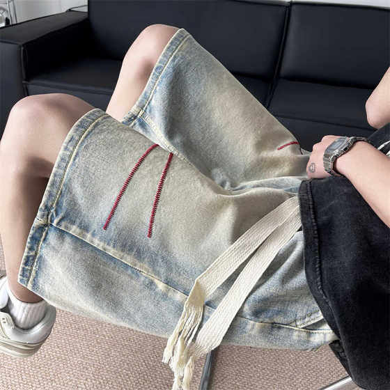 Simple embroidery line braided drawstring denim shorts men's trendy brand retro washing gradient ins five-point pants
Simple embroidery line braided drawstring denim shorts men's trendy brand retro washing gradient ins five-point pants