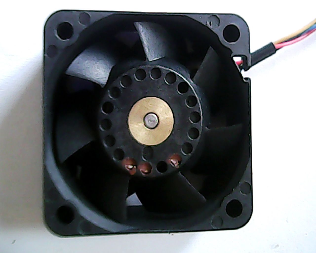 taa0412cd 台达4020 12v 0.60a 4线带pwm温控功能风扇