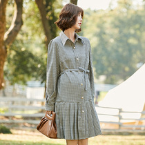 Pregnant woman autumn and winter one-piece dress in long sleeves Career dress Long style Plaid Shirt Skirt Korean version Loose Pregnancy