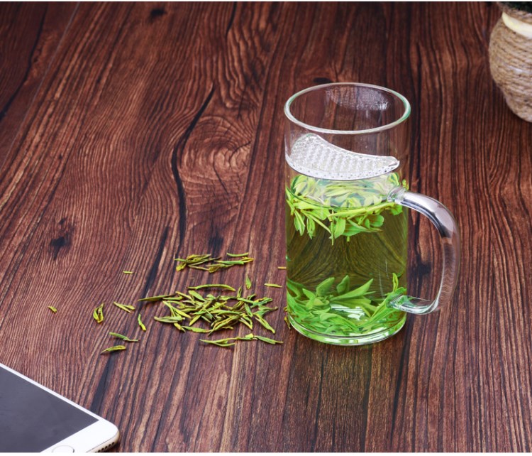 More heat - resistant glass filter points tea fair crescent cups of green tea tea tea cup cup leakage one office