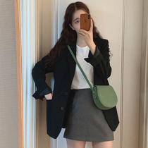 Black suit jacket woman 2022 new spring autumn Korean version loose casual internet red fried street little subsuit blouse