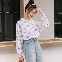 Retro Hong Kong flavor chiffon white shirt female design sense minority autumn 2021 New loose long sleeve heart top