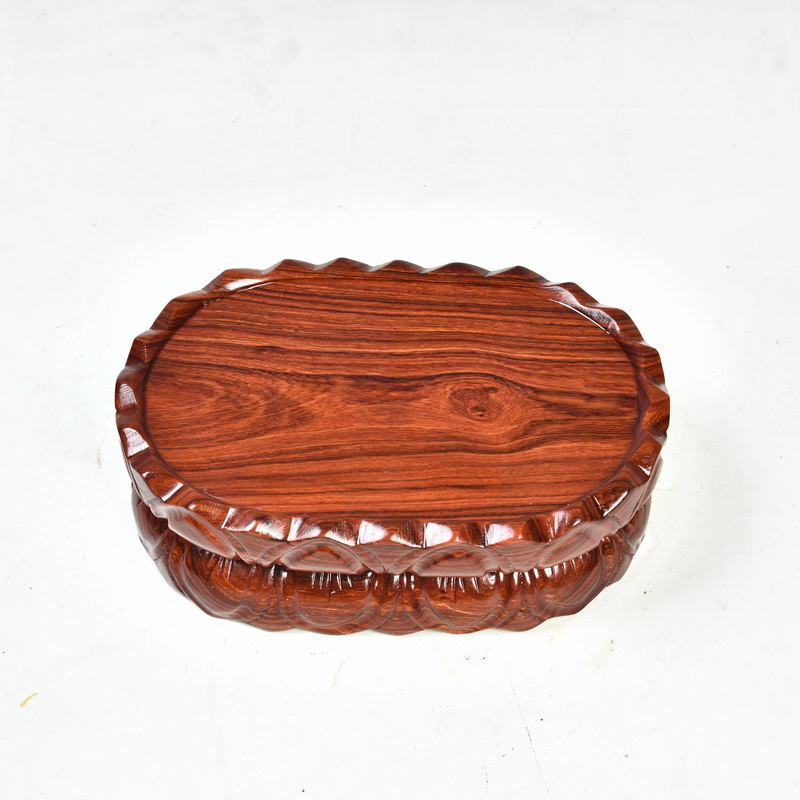 Red wingceltis carved wooden base at jade guanyin Buddha lotus base oval vase stone base solid wood can be excavated